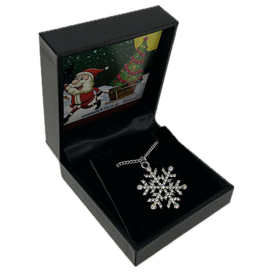 Spread some sparkle with this dazzling Boxed Snowflake Pendant Necklace. Silver plated pendant and chain, comes in an a delightful gift box.
46cm long chain 3cm pendant