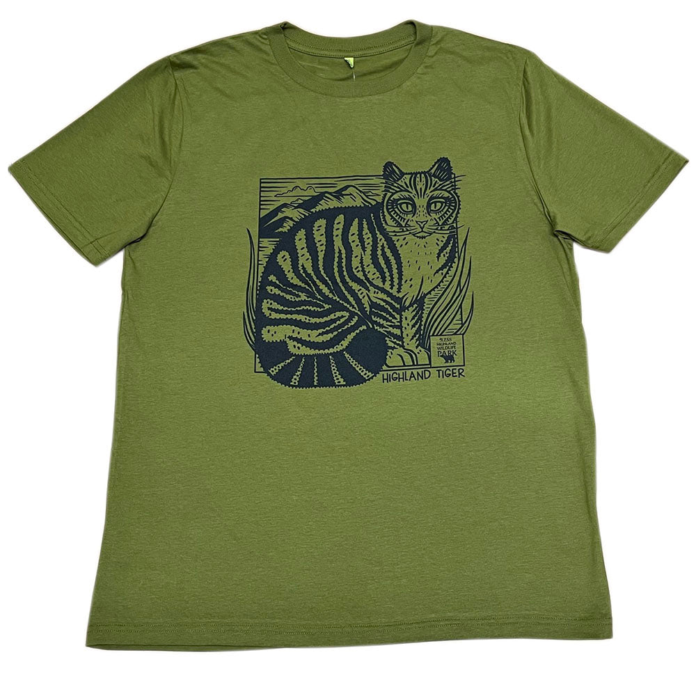Show your stripes in our Highland Wildlife Park Highland Tiger T-shirt in moss green. Our soft and sustainable organic cotton fabric ensures you stay comfortable all day, while the unique Wildcat design by the Royal Zoological Society of Scotland (RZSS) helps you stand out with style.