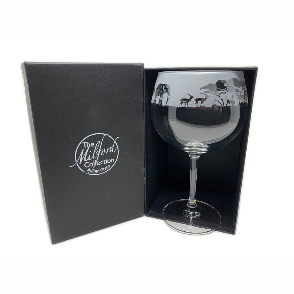 A beautiful hand crafted Gin Balloon, with a safari theme design. The perfect gift for that special person.  Dimensions: Width 11cm, depth 10cm and height 19.5cm.