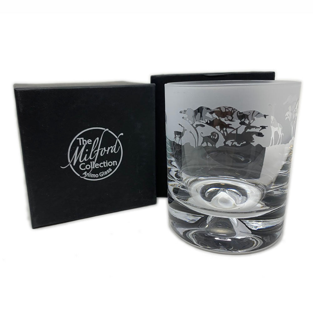 This safari design whisky tumbler is hand crafted and designed to create that perfect gift for that special person. Dimensions: Whisky Tumbler Glass: Height: 9.5cm Width: 7.5cm In the box Height: 10.5cm Width: 9.5cm,