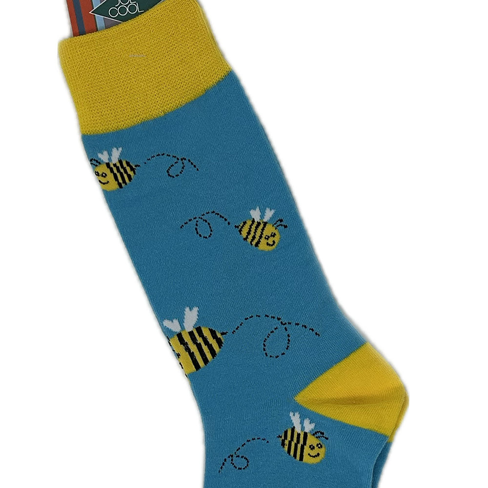 Keep your feet cosy with these cute bee socks.   Made from: Combined cotton 75%, spandex 18%, polyester 6% and polyurethane 1%     Size: UK :4-7 EU: 37-40 USA:6-9