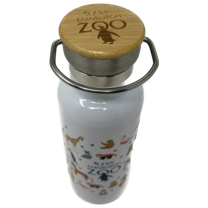 Stay hydrated in style with this exclusive Edinburgh Zoo Water Bottle in white. With an all-over animal print and engraved bamboo lid, this bottle will show off your love of wildlife and keep you refreshed.