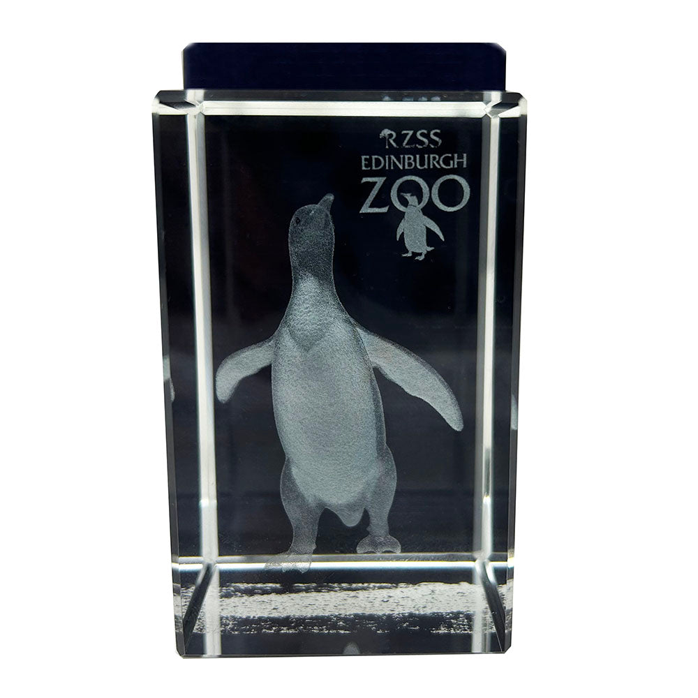 This beautifully designed 3D King Penguin laser etched glass crystal block can only be found at Edinburgh Zoo.  It is ideal as a general ornament or as a stylish paperweight. It is approximately 8cm x 5cm (3 inch x 2 inch) and comes in a storage box.