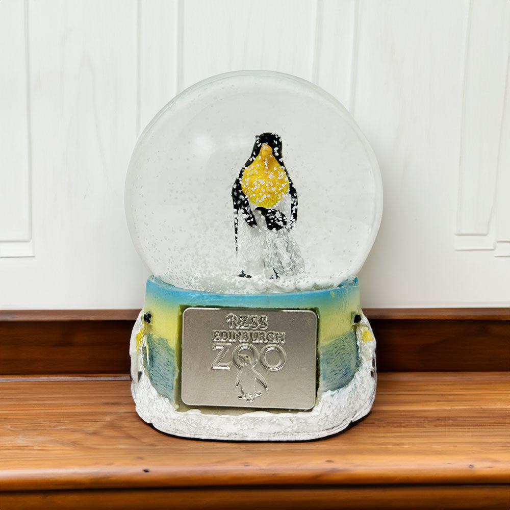 Edinburgh Zoo Penguin Snow Globe