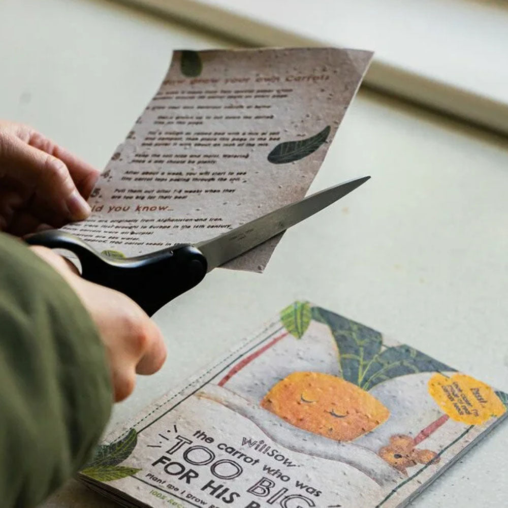 Carrot loves his nice warm bed. But soon he wants to explore the big wide world. Who will help him pull up his roots and move on? This delightful story for youngsters is printed on paper containing real carrot seeds. So you can have lots of fun reading the story and growing your own carrots together.