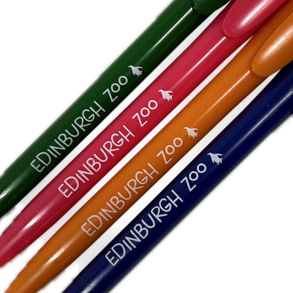 Write in style with our Edinburgh Zoo Recycled Pen which comes in four colours! Made with recycled materials, this pen writes in black ink. Sustainable and stylish - perfect for the environmentally conscious and zoo lovers alike.