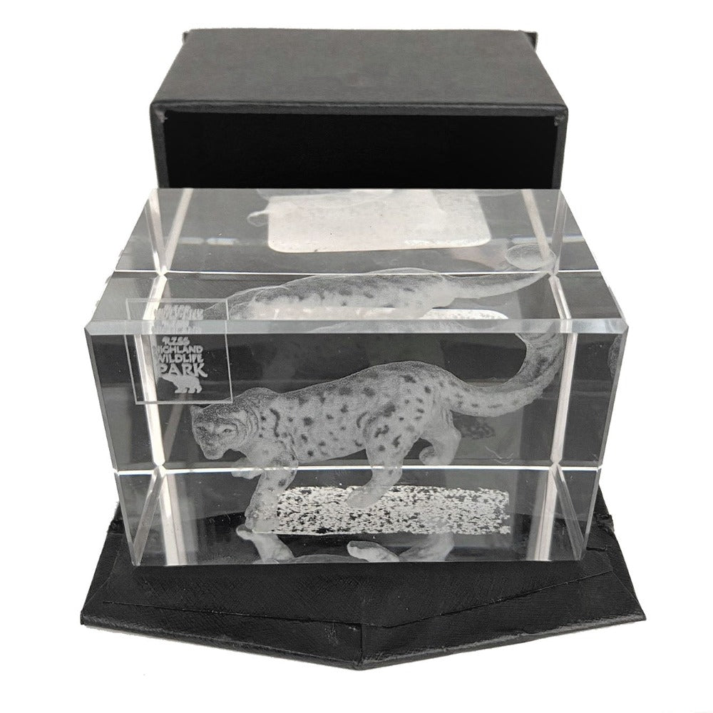 This beautifully designed 3D laser etched glass block can only be found at the Highland Wildlife Park .   It is ideal as a general ornament or as a stylish paperweight. It is approximately 8cm x 5cm (3 inch x 2 inch).